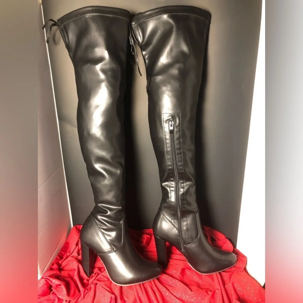 TOP Moda Black Over-the-Knee Boots